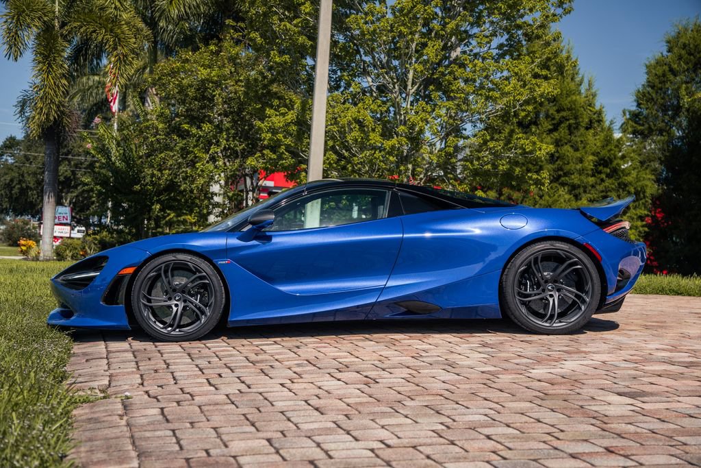 Used 2024 McLaren 750S Spider 2