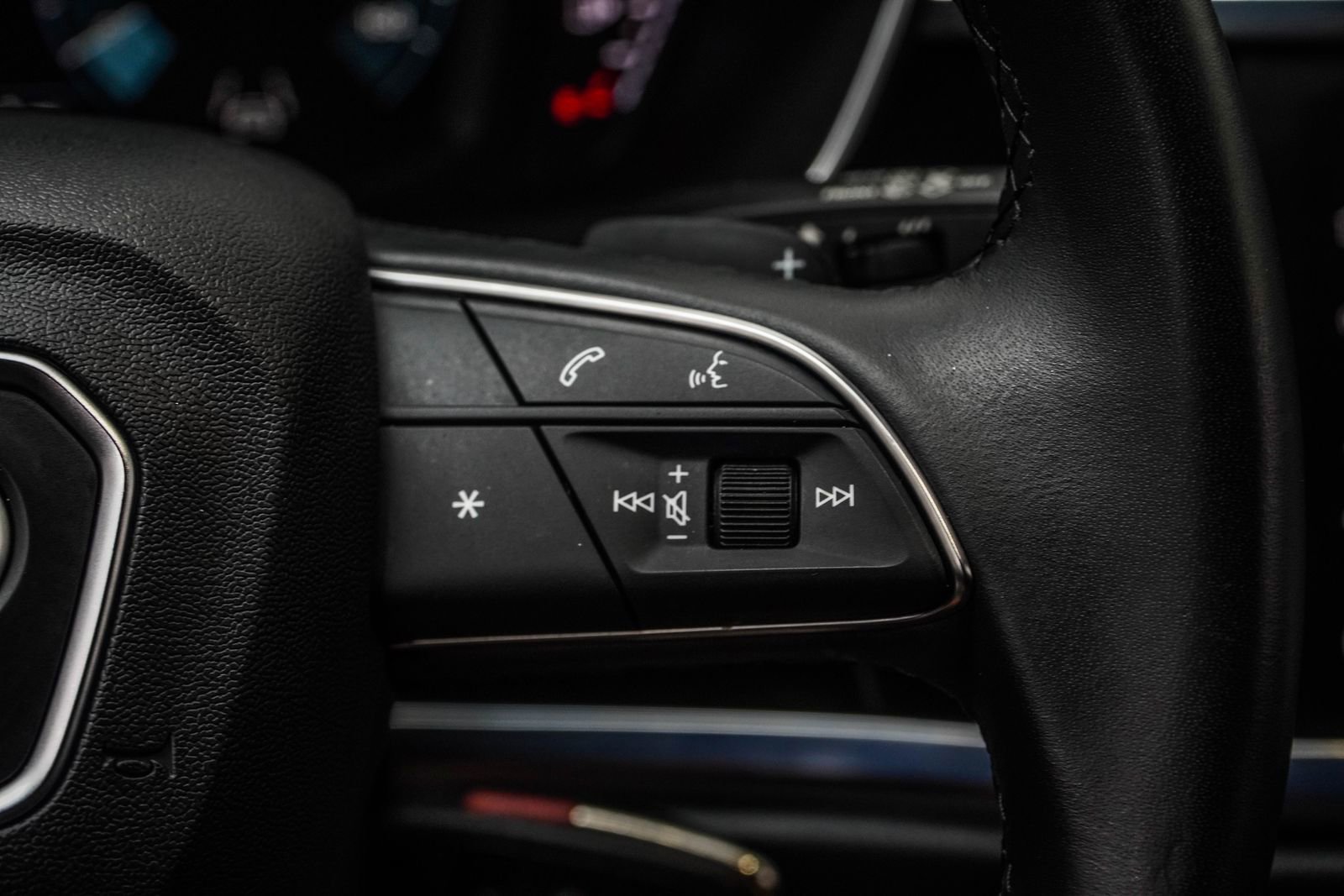 2025 Audi Q3 2.0T Premium