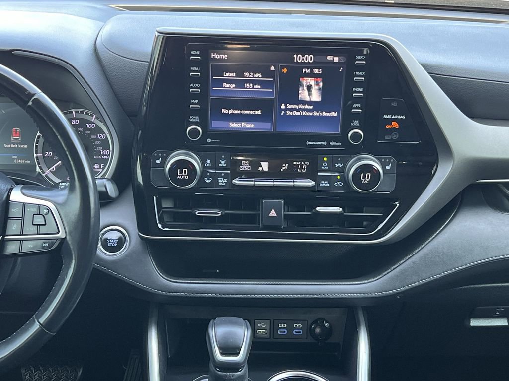 2022 Toyota Highlander XLE