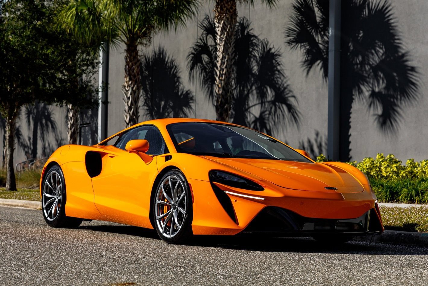 Used 2025 McLaren Artura