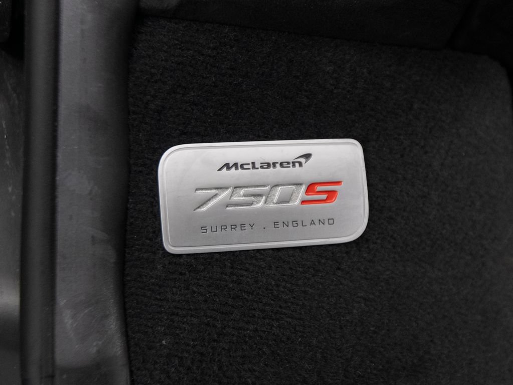 Used 2024 McLaren 750S Spider photo 15