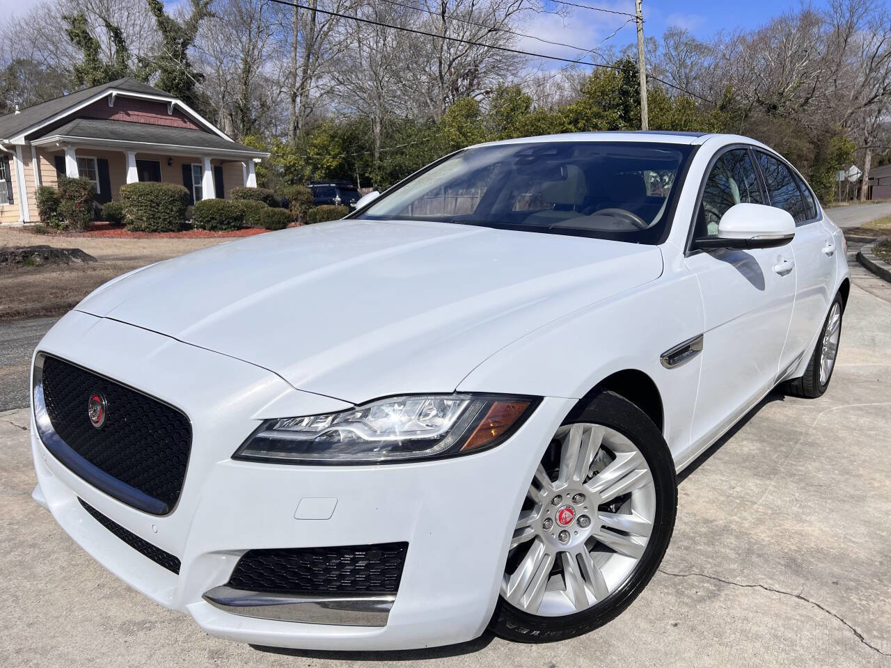 Used 2017 Jaguar XF Premium