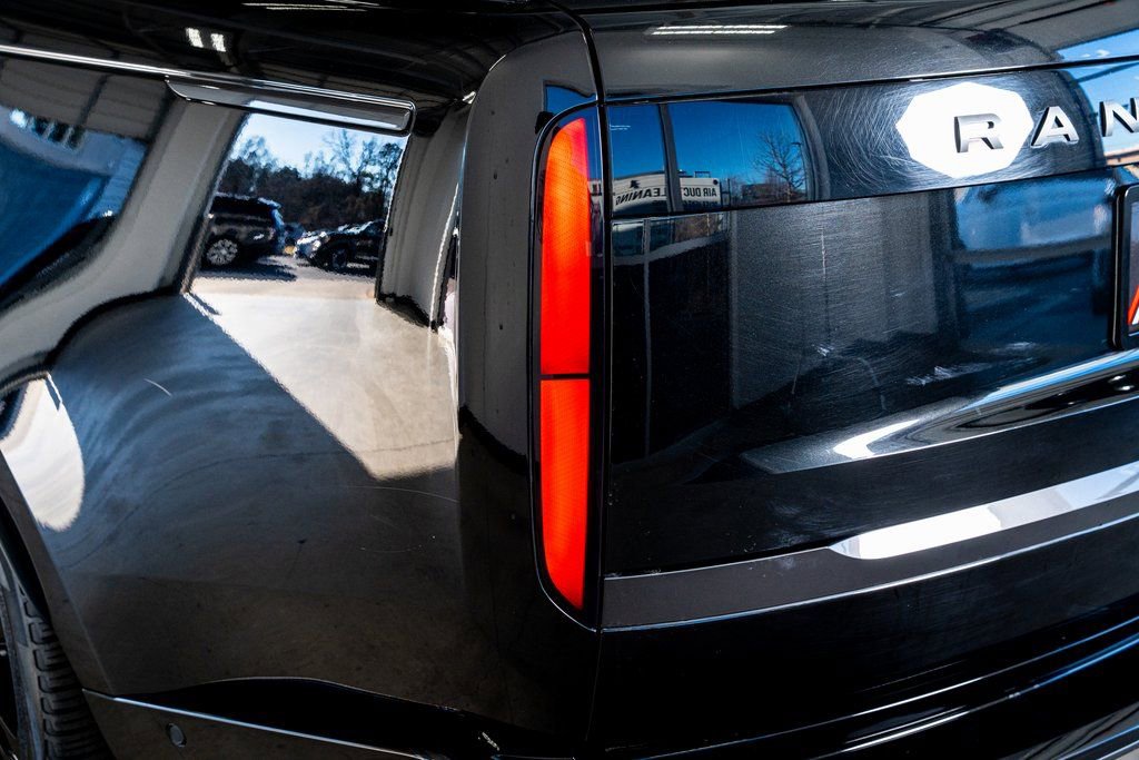 2024 Land Rover Range Rover Autobiography