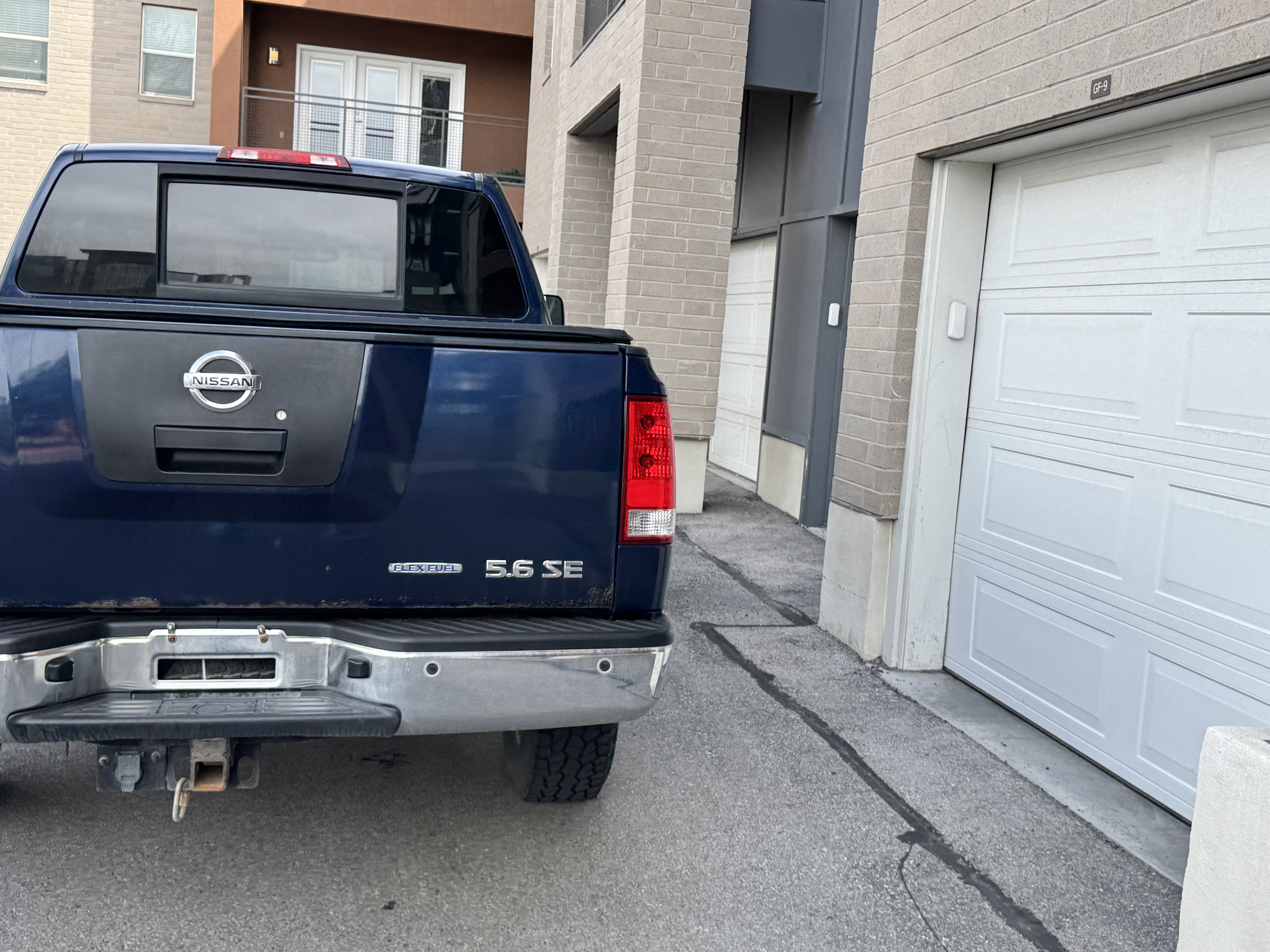 2010 Nissan Titan SE