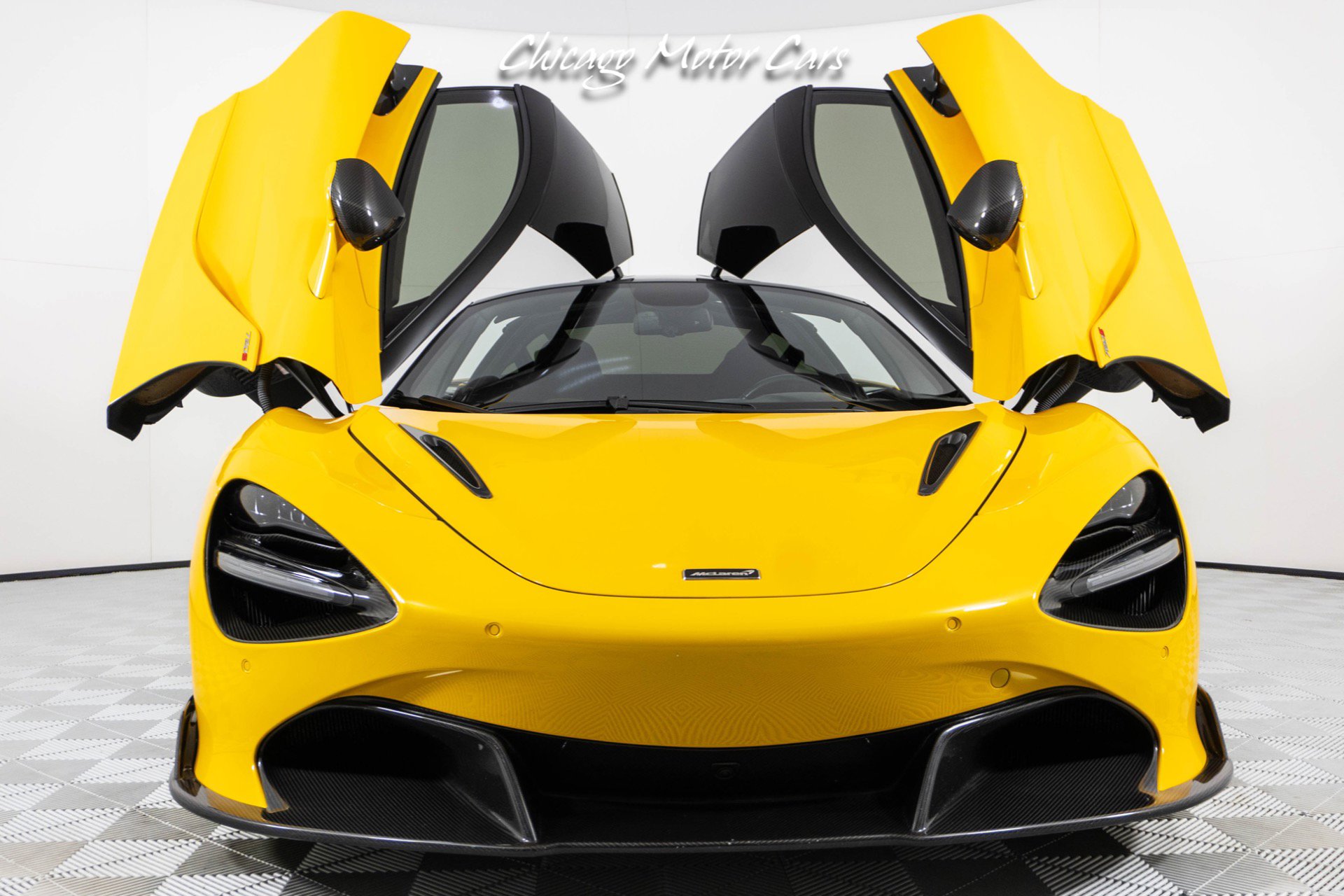 Used 2019 McLaren 720S photo 17