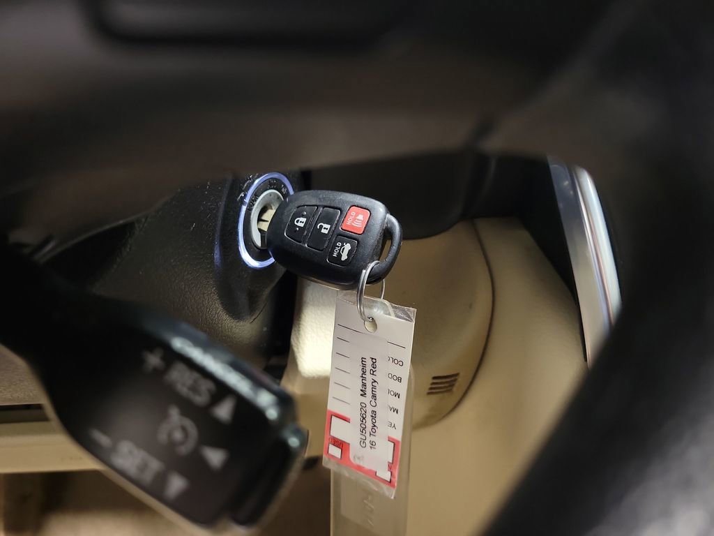 2016 Toyota Camry LE