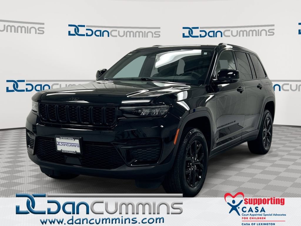 Used 2025 Jeep Grand Cherokee Altitude