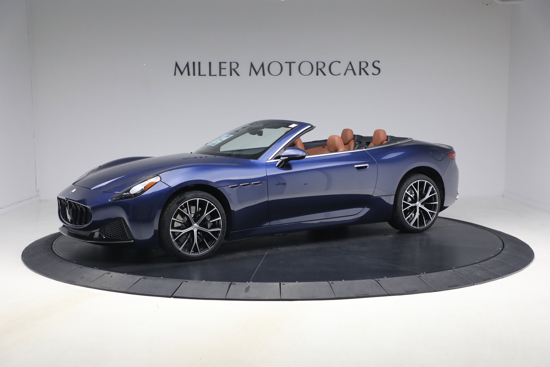 New 2026 Maserati GranCabrio Trofeo