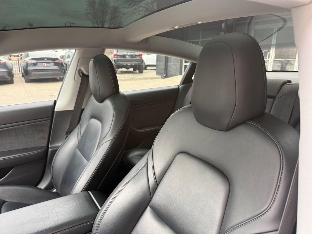 2019 Tesla Model 3 Standard Range Plus