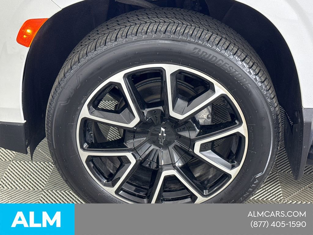 2024 Chevrolet Suburban RST