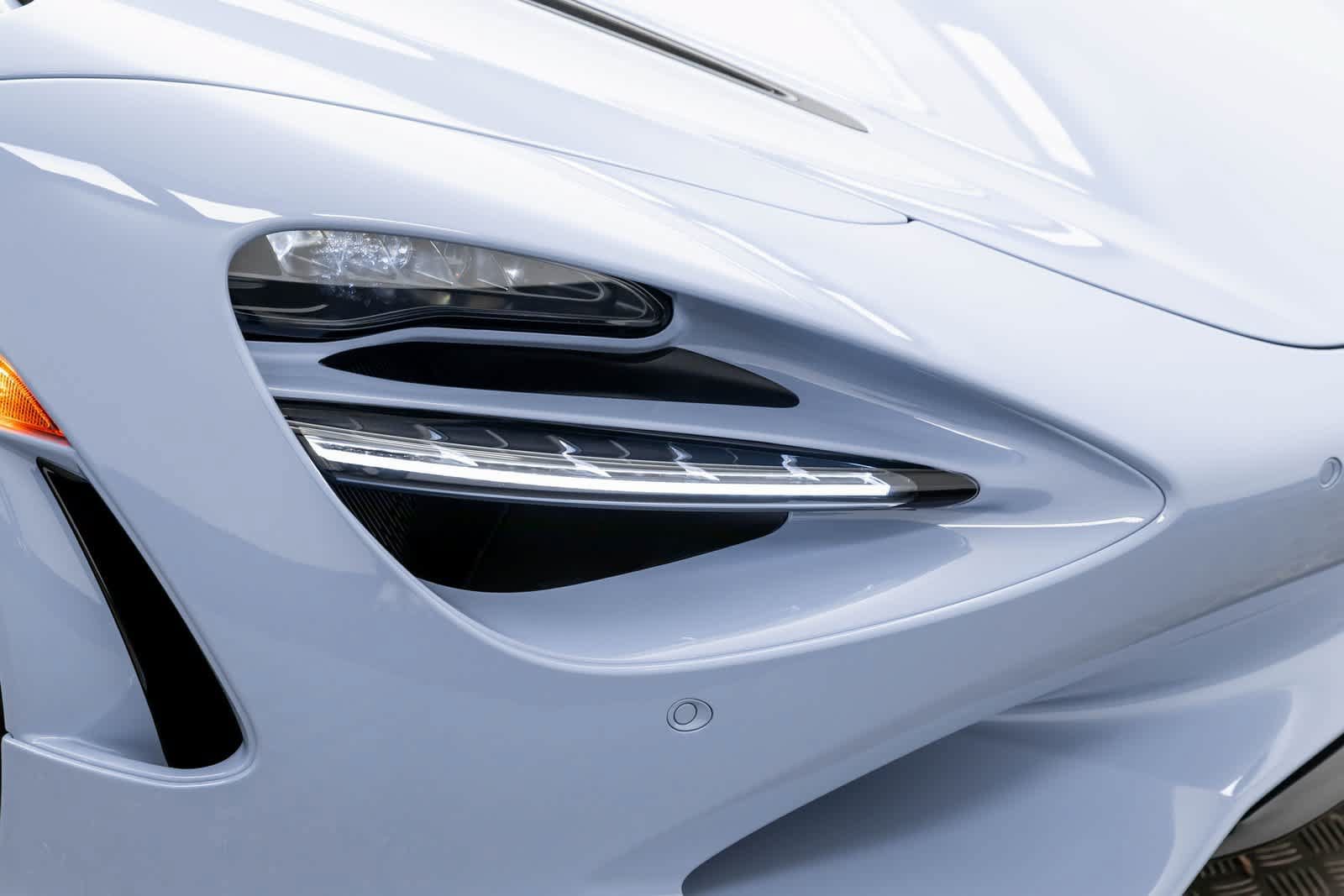 New 2026 McLaren 750S photo 48