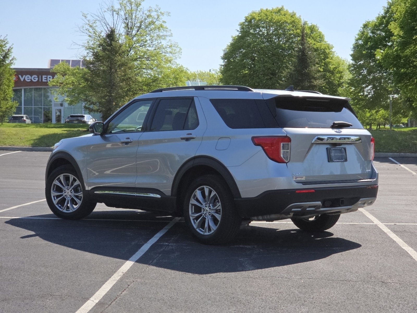 2024 Ford Explorer XLT