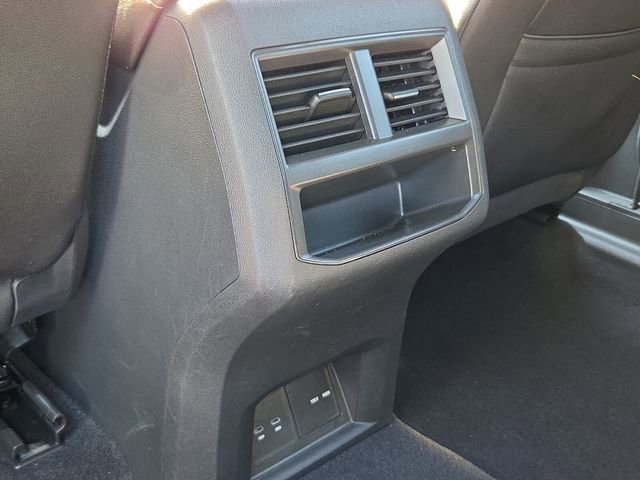 2023 Volkswagen Atlas Cross Sport SE