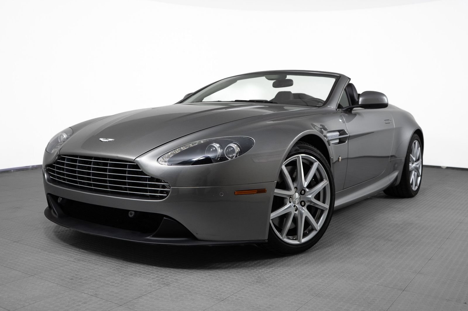 Used 2012 Aston Martin V8 Vantage Roadster
