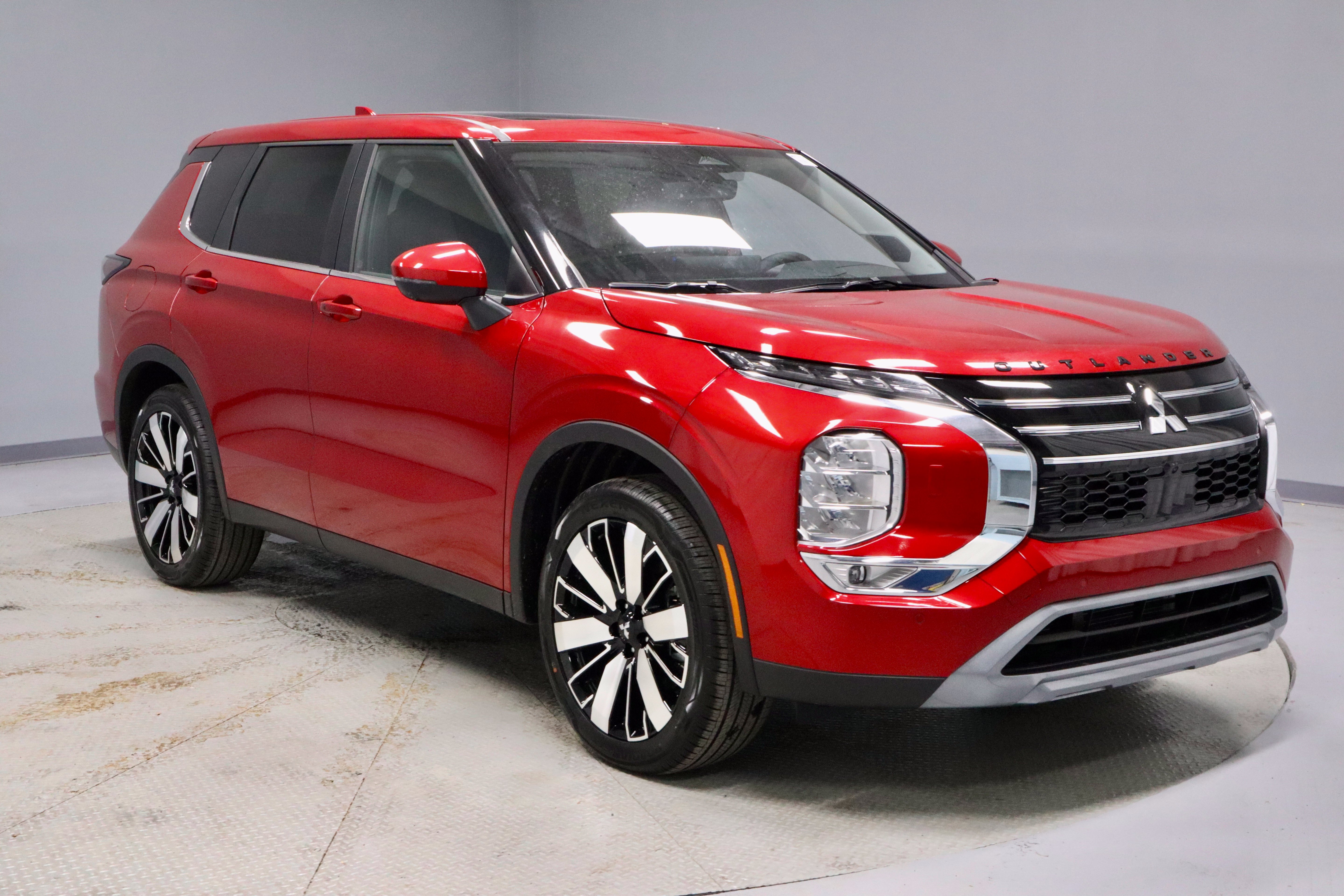New 2026 Mitsubishi Outlander SE