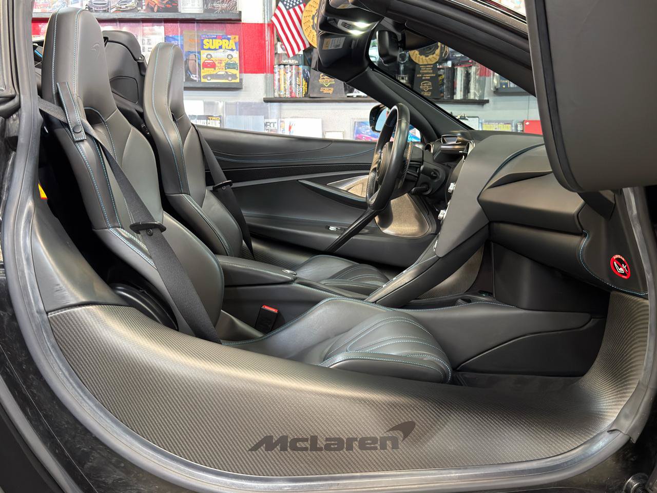 Used 2020 McLaren 720S Luxury photo 29