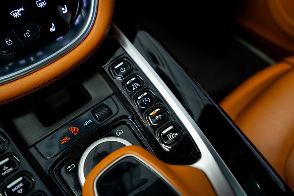 2021 Aston Martin DBX