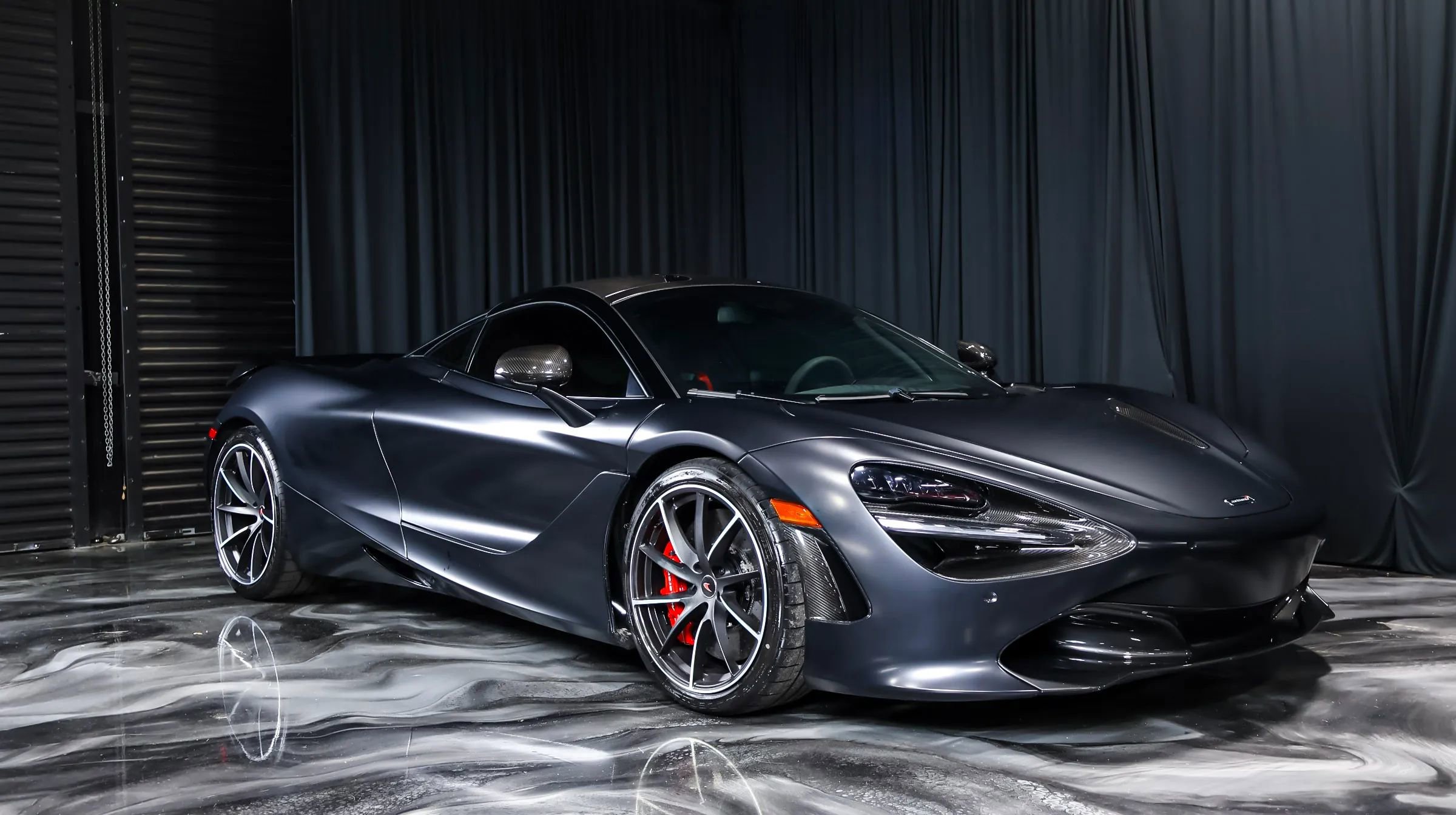 Used 2018 McLaren 720S photo 8