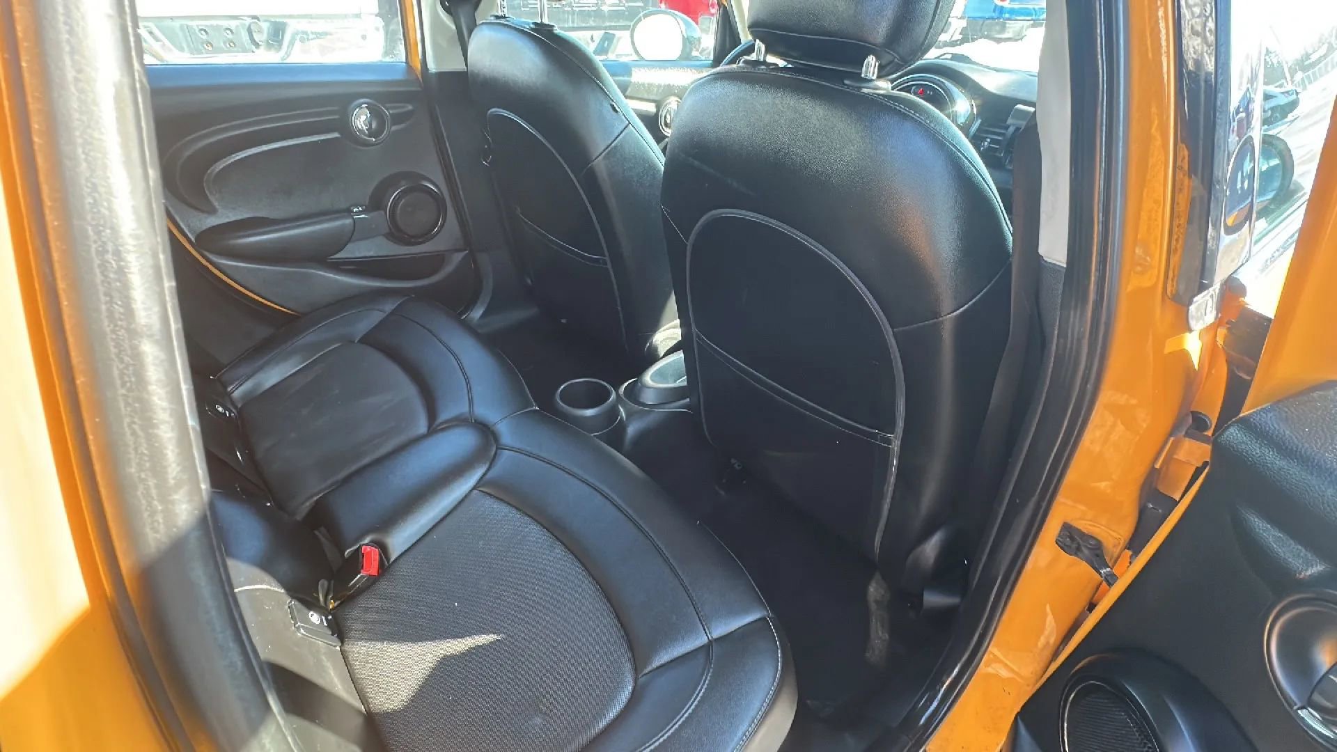 2015 MINI Cooper 4-Door Hardtop