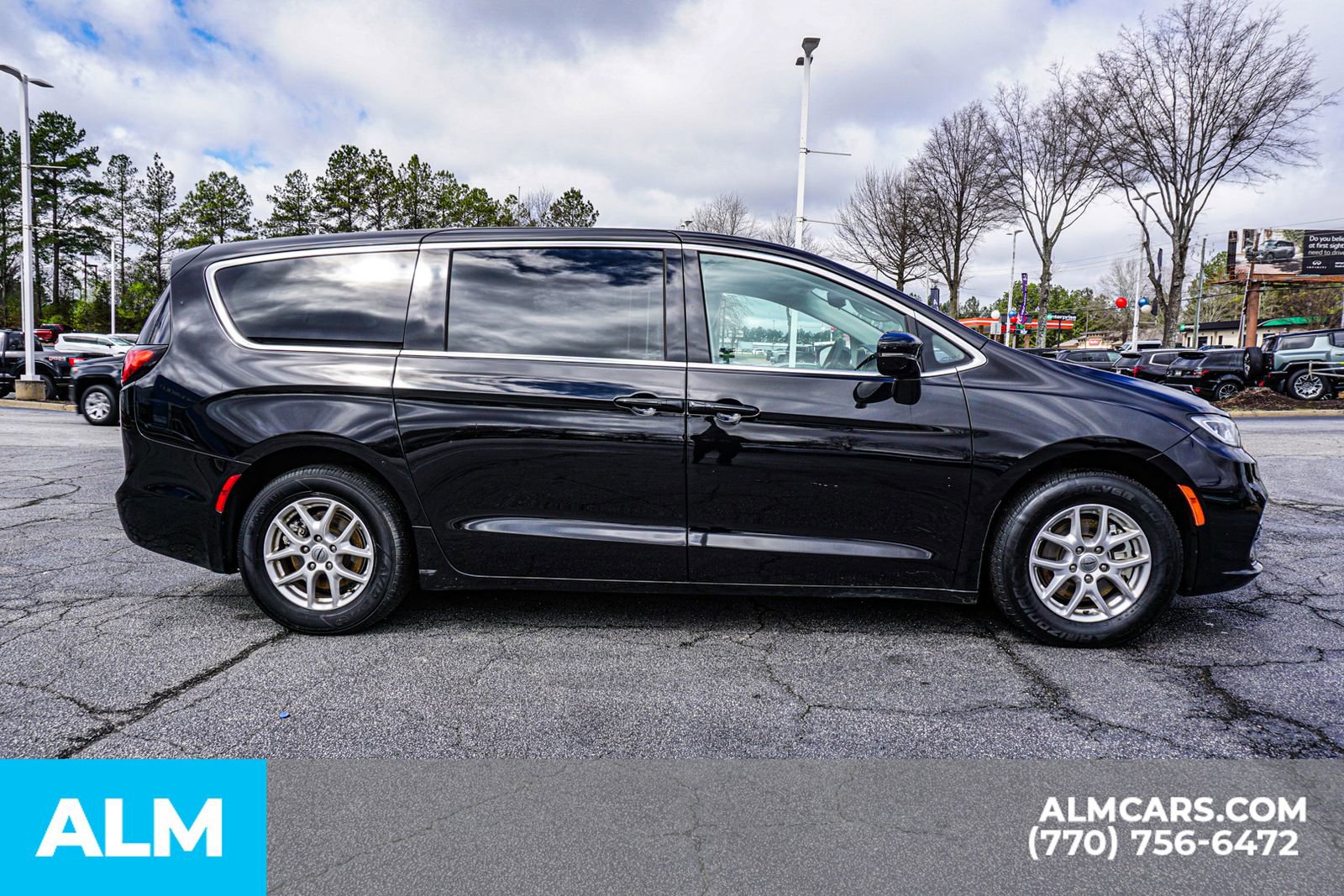 2024 Chrysler Pacifica Touring-L