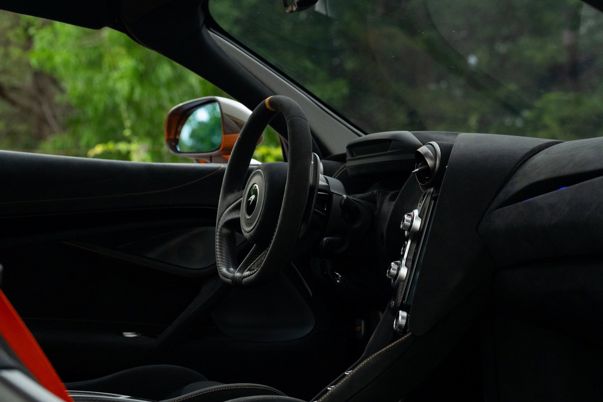 Used 2021 McLaren 765LT photo 49