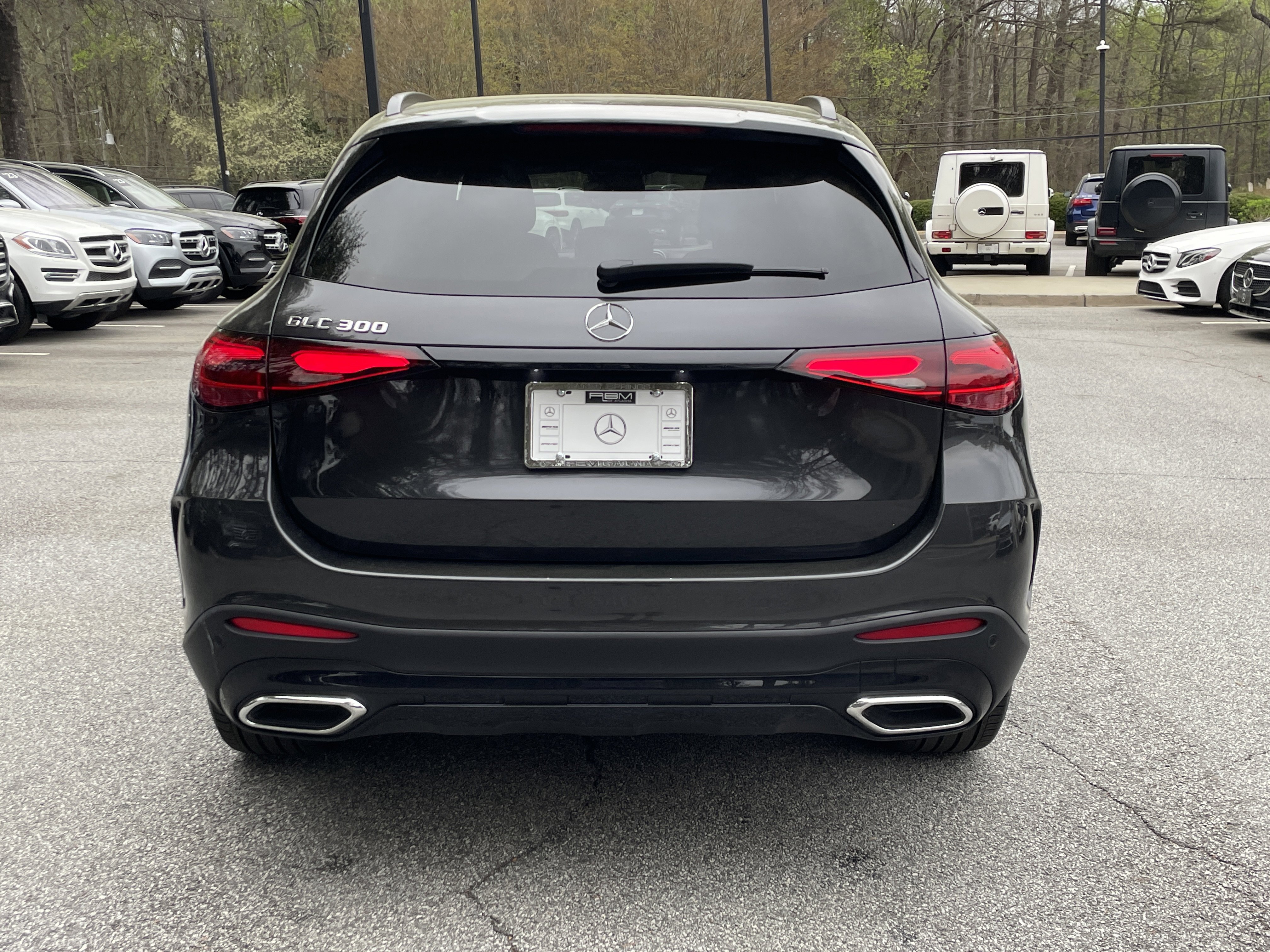 2025 Mercedes-Benz GLC 300