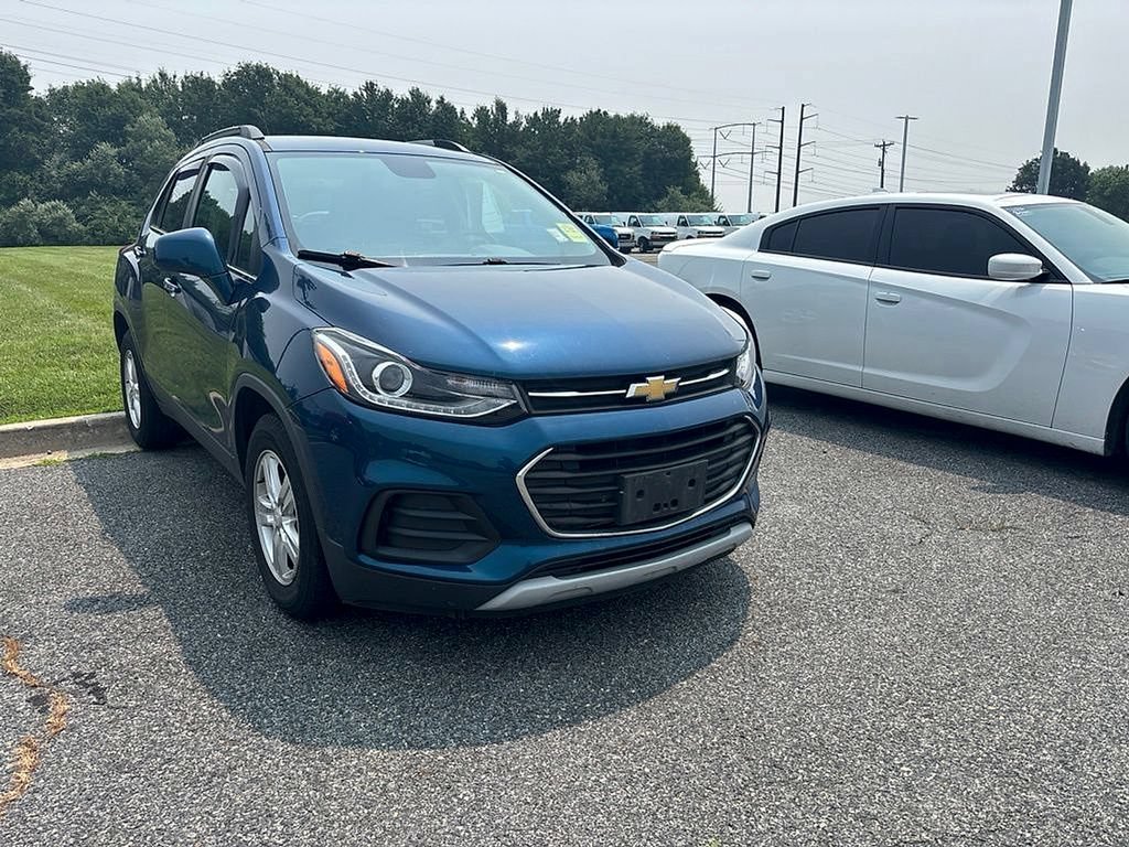 Used 2020 Chevrolet Trax LT w/ LT Convenience Package