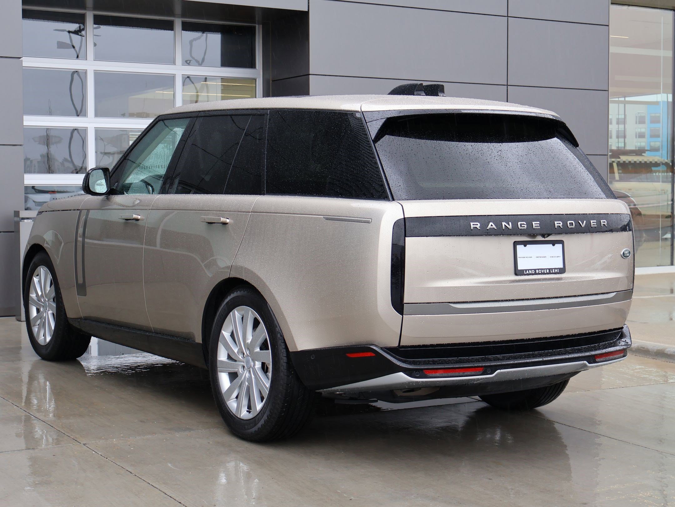2023 Land Rover Range Rover SE