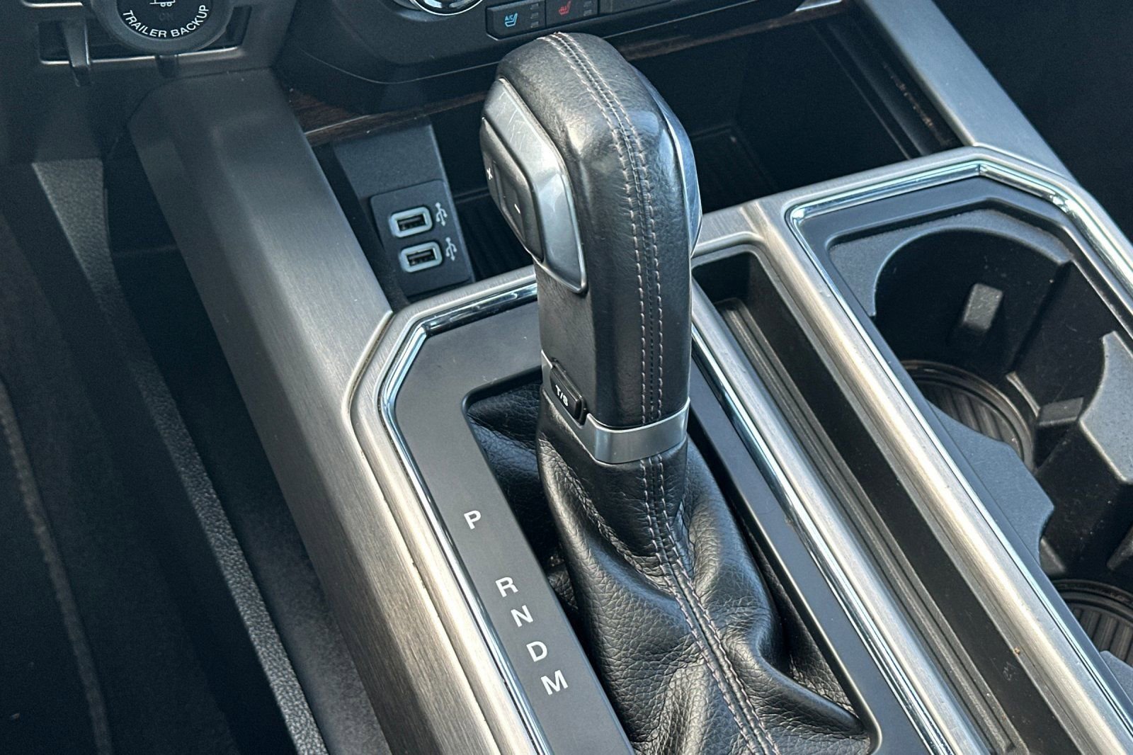 2017 Ford F150 Platinum