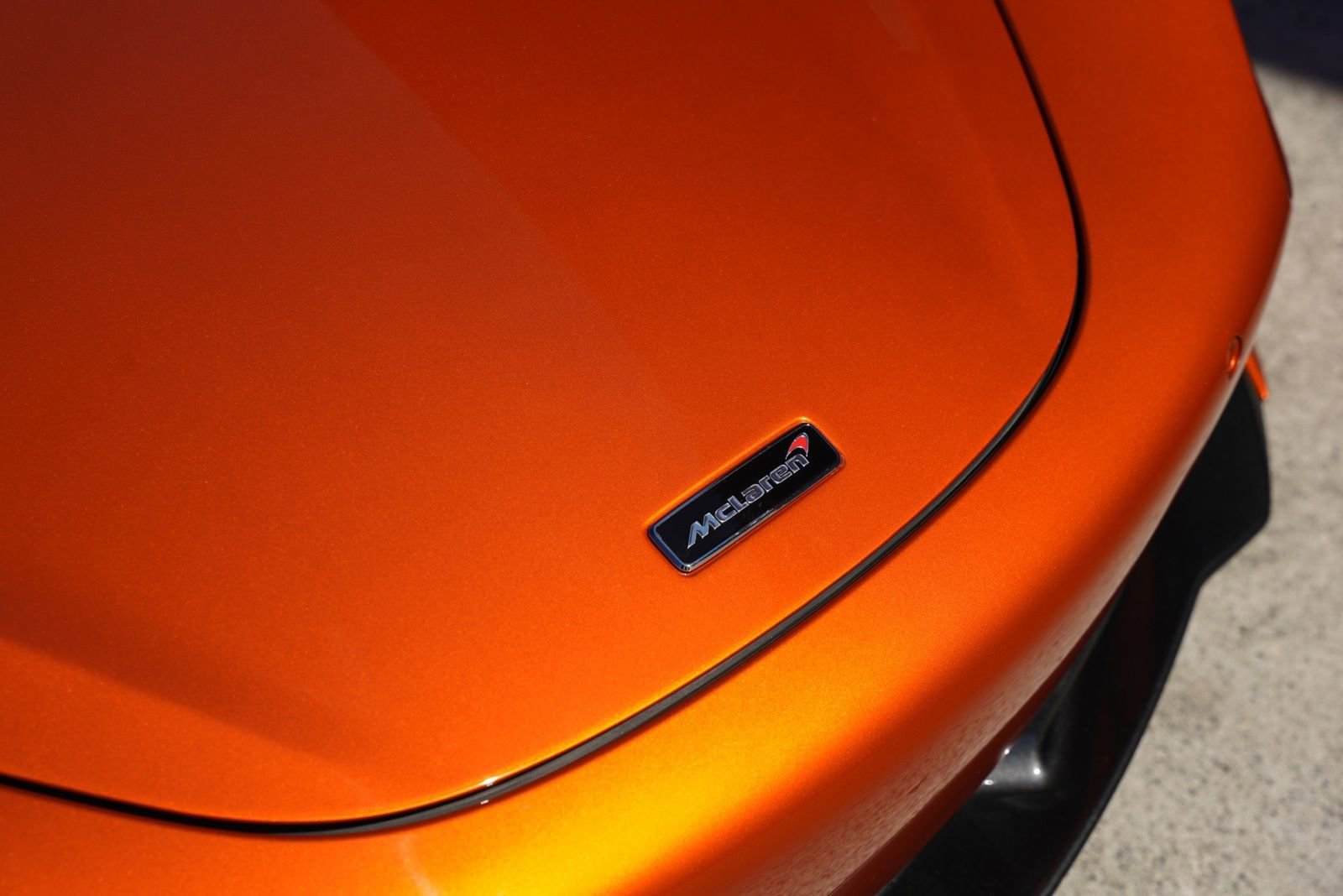 Used 2018 McLaren 720S Luxury photo 15