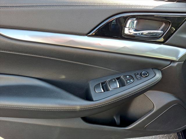 2023 Nissan Maxima SV