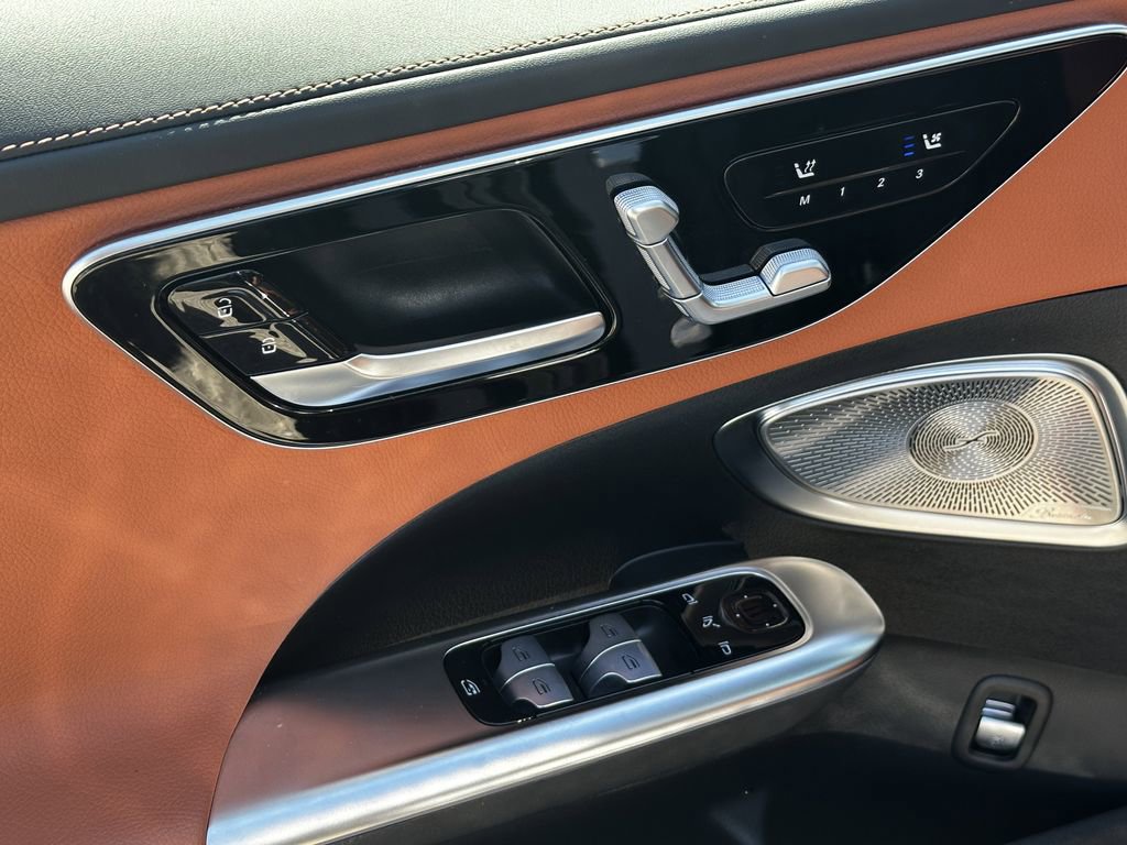 2025 Mercedes-Benz C 300 Sedan