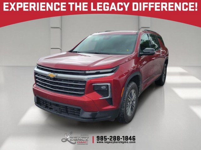 Used 2025 Chevrolet Traverse LT w/ Driver Confidence Package