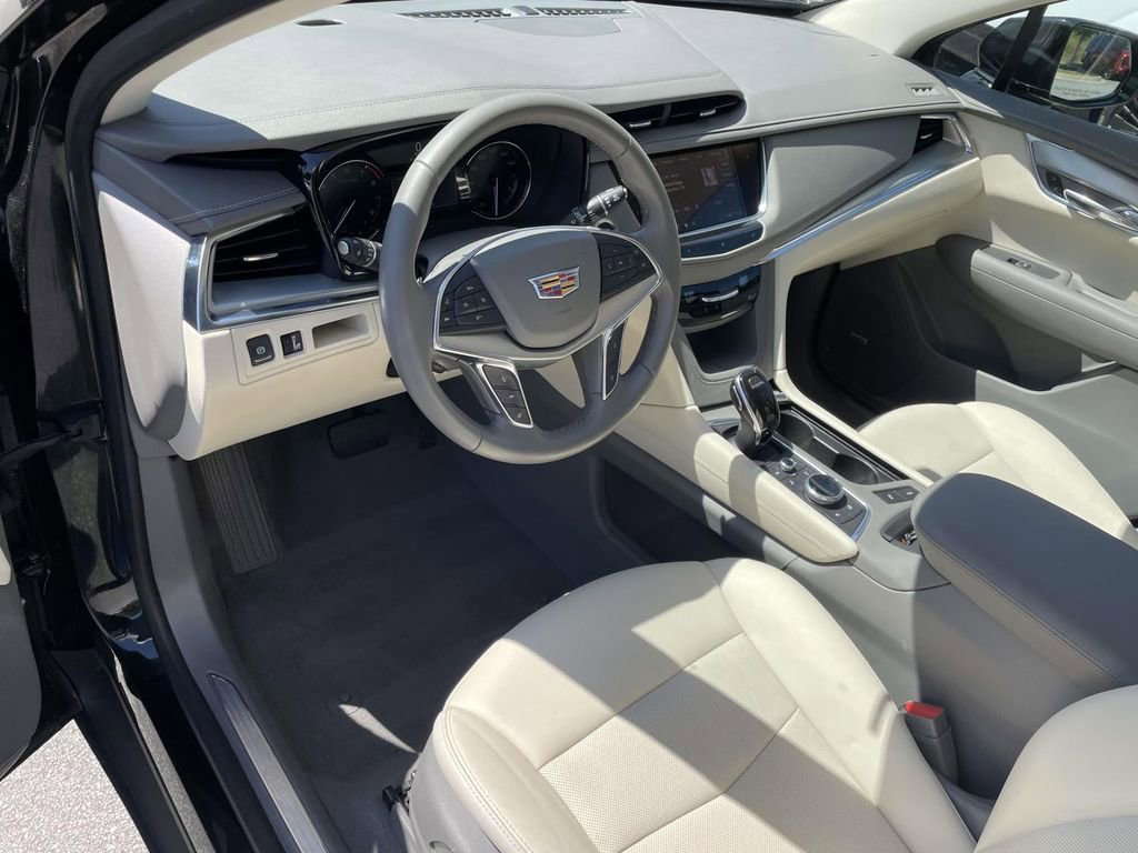 2020 Cadillac XT5 Premium Luxury