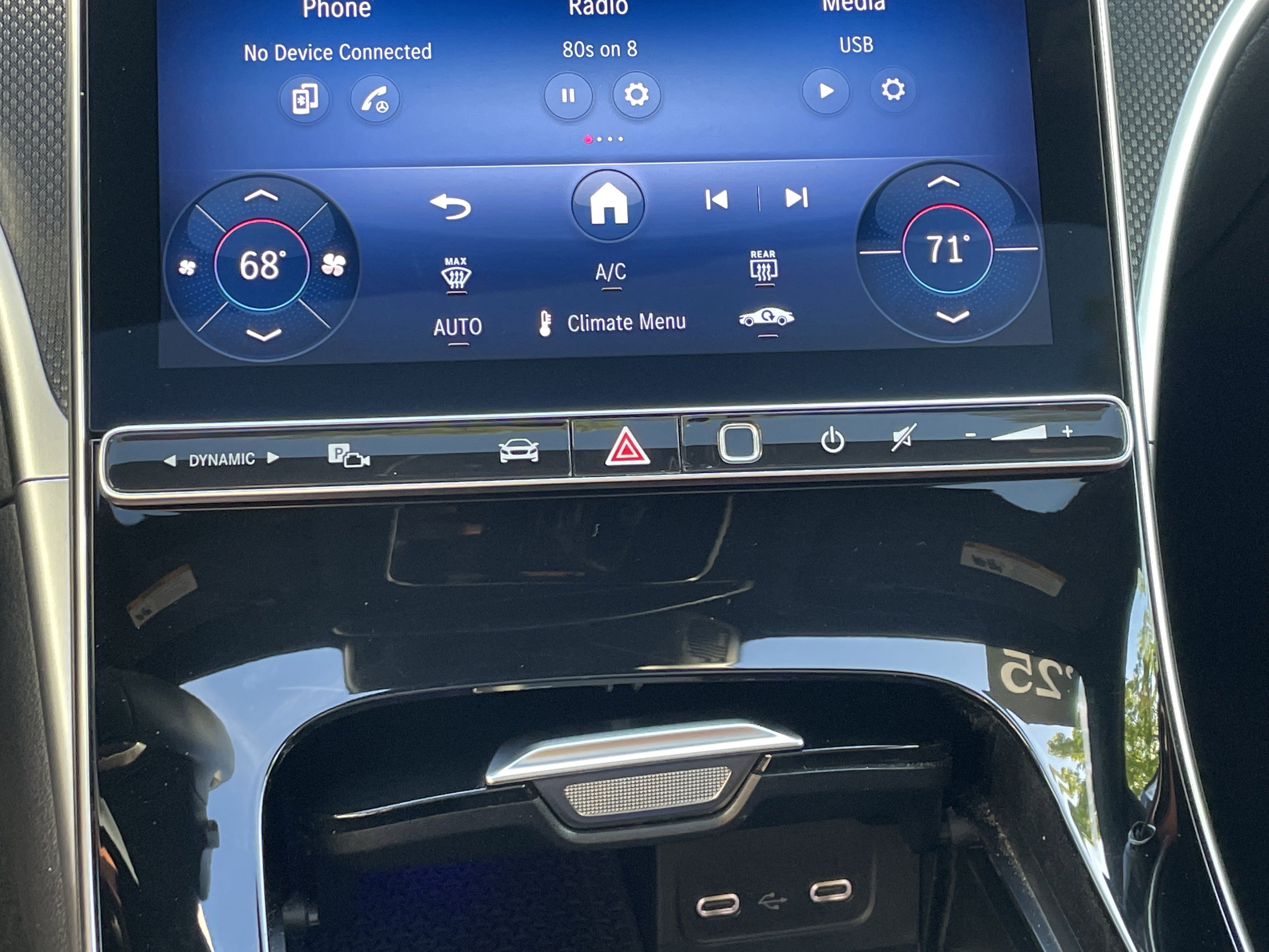 2025 Mercedes-Benz C 300 Sedan