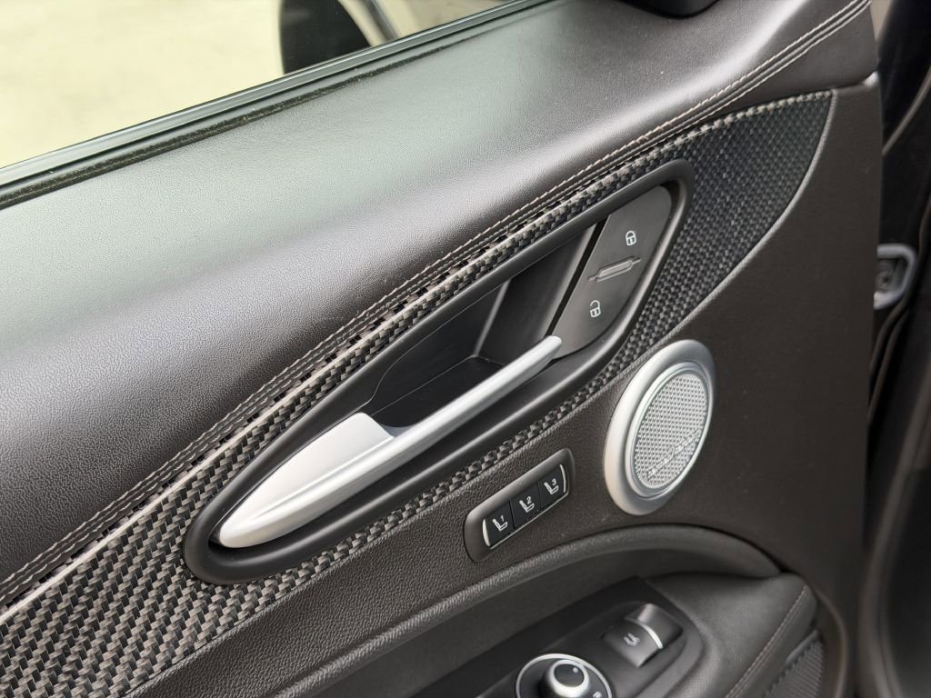 2022 Alfa Romeo Stelvio Quadrifoglio