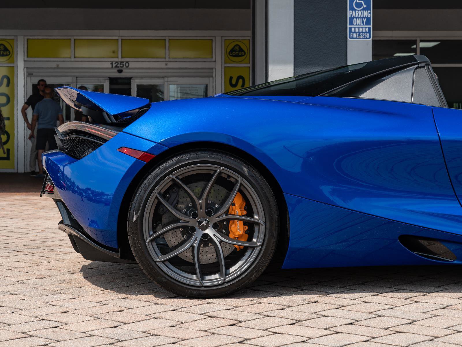 Used 2020 McLaren 720S Luxury photo 45