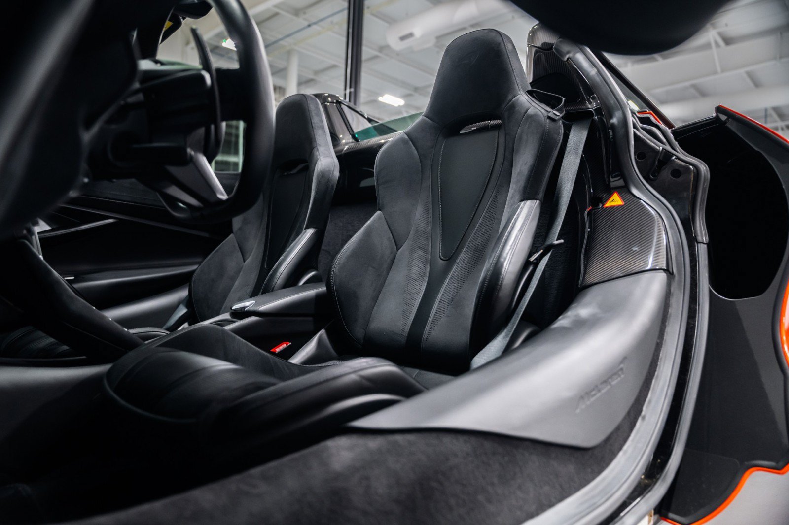 Used 2019 McLaren 720S Performance photo 12