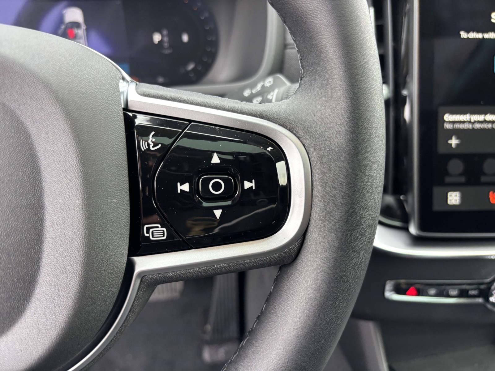 2026 Volvo Xc90 B6 Ultra