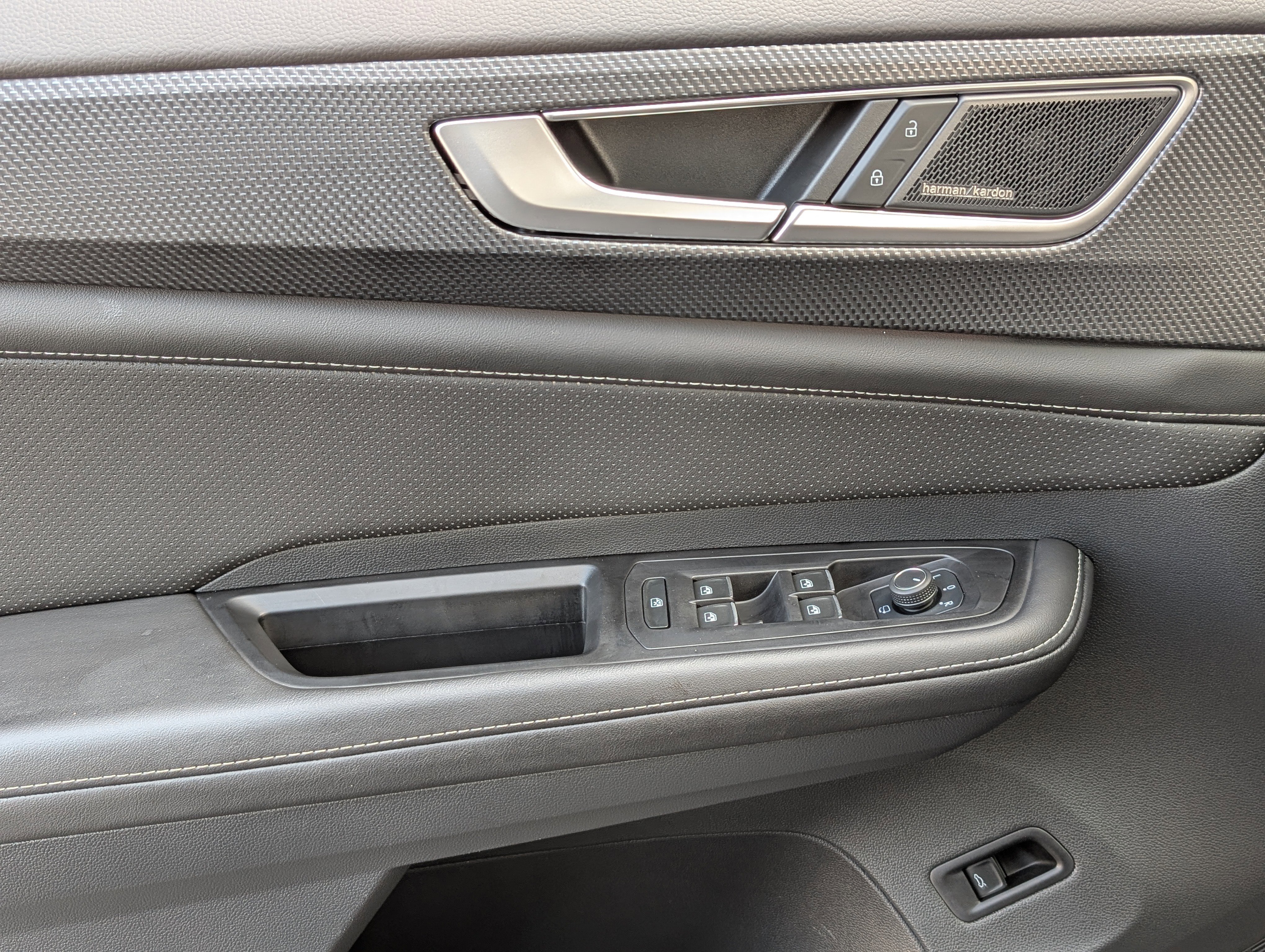 2024 Volkswagen Atlas Cross Sport SEL Premium R-Line