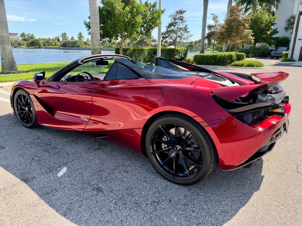 Used 2020 McLaren 720S Spider photo 10