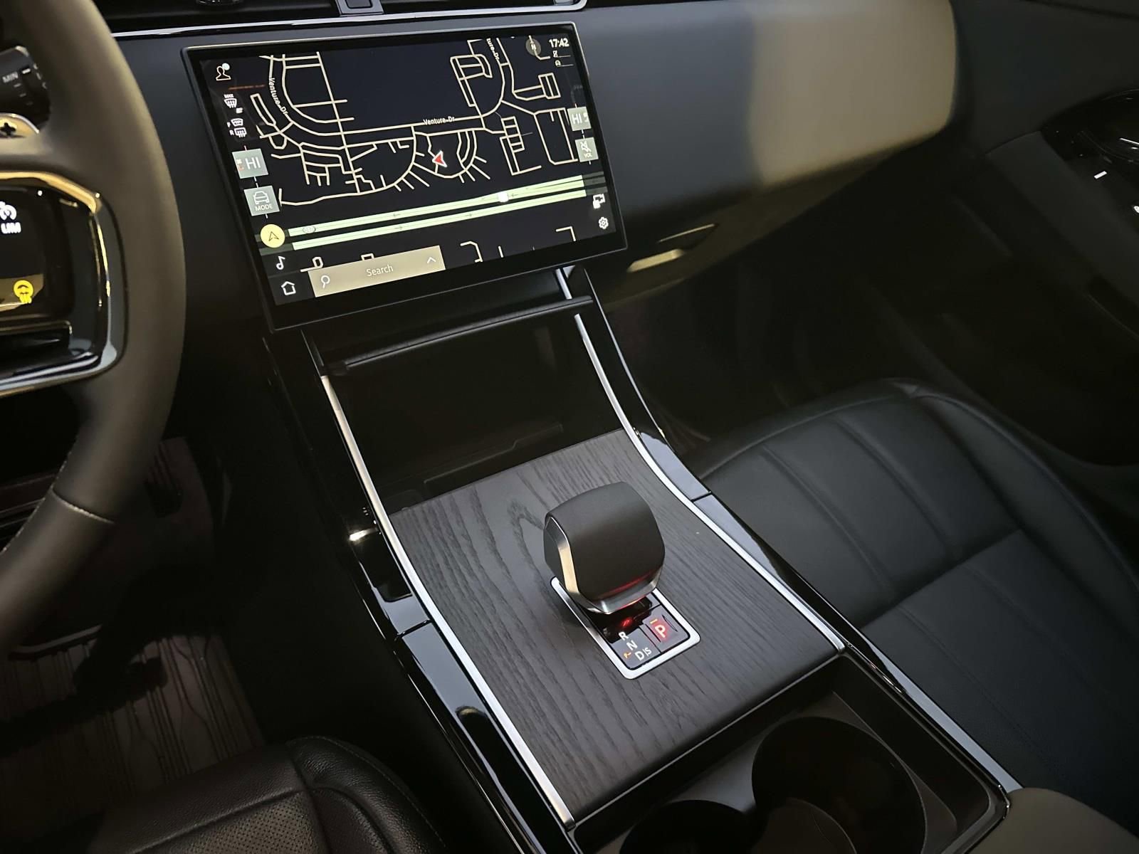 2026 Land Rover Range Rover Evoque S