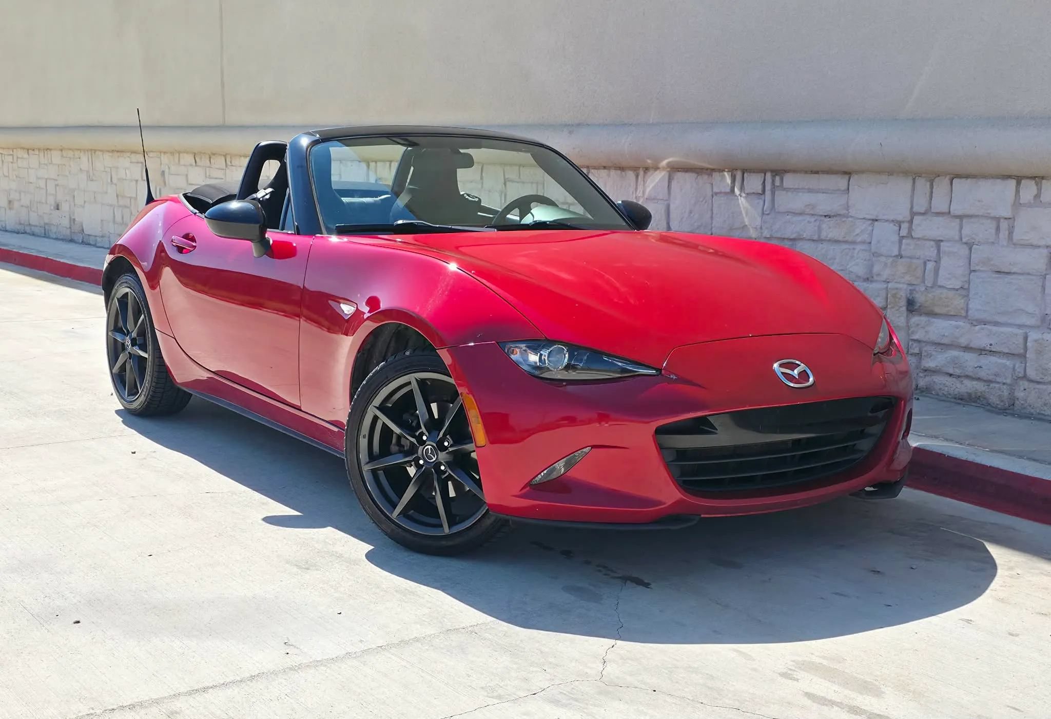 Used 2017 MAZDA MX-5 Miata Sport