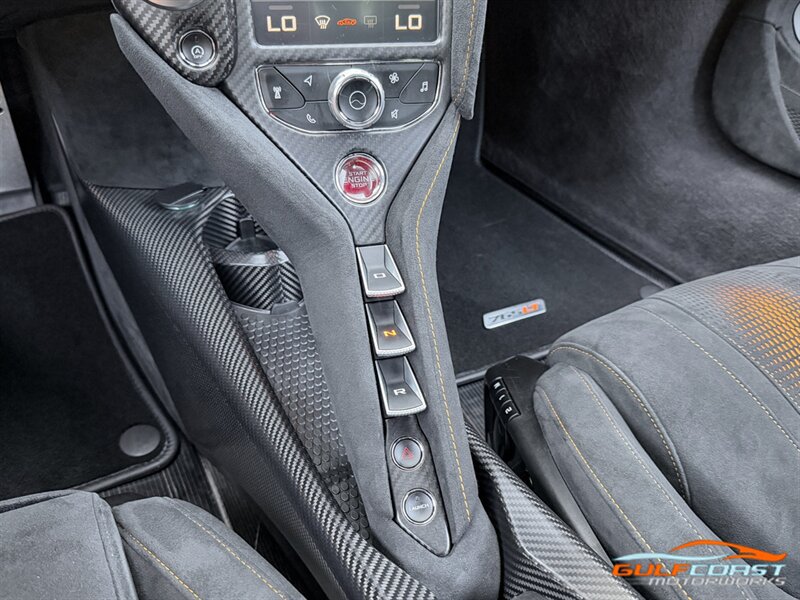 Used 2021 McLaren 765LT photo 21