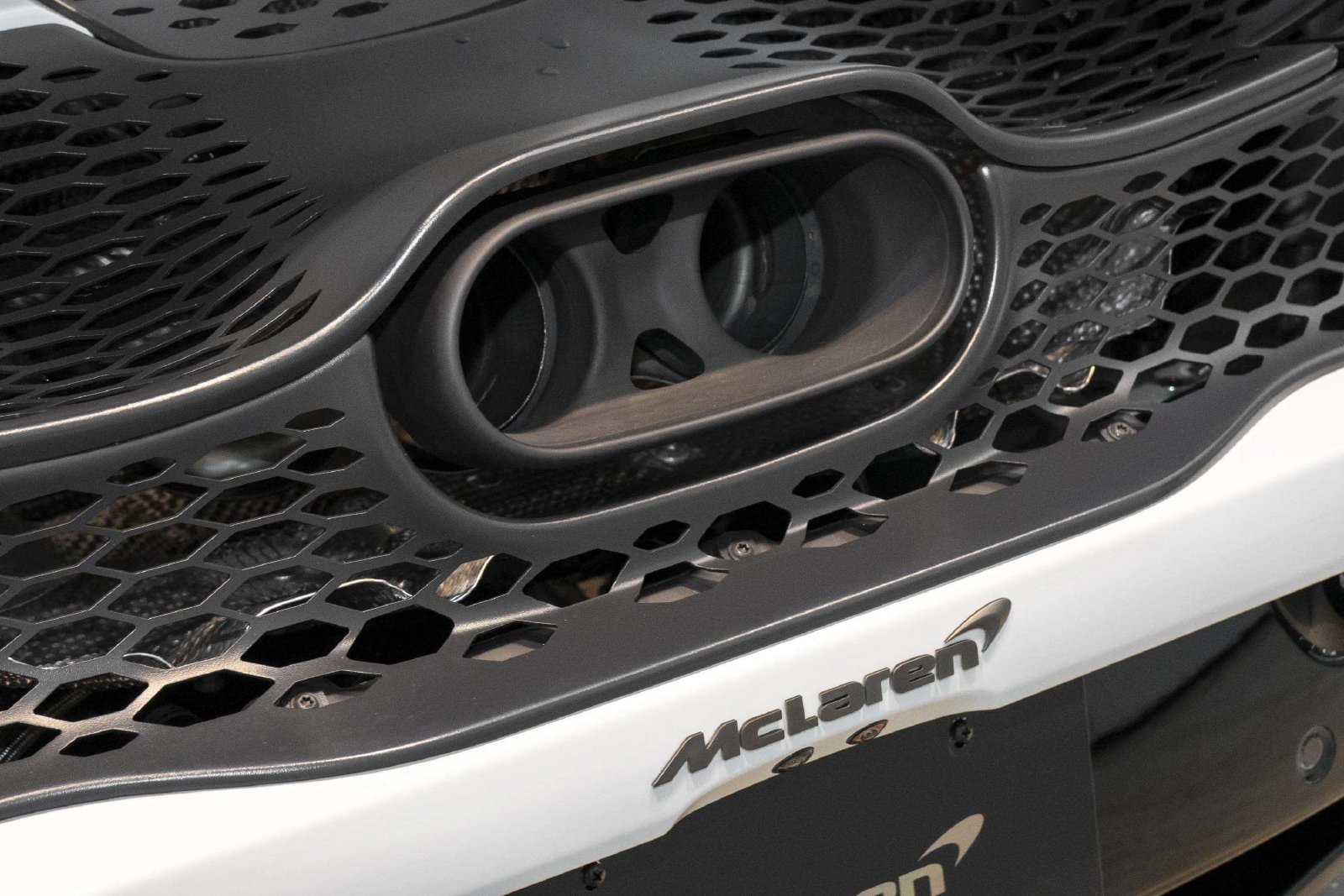 New 2027 McLaren 750S photo 40