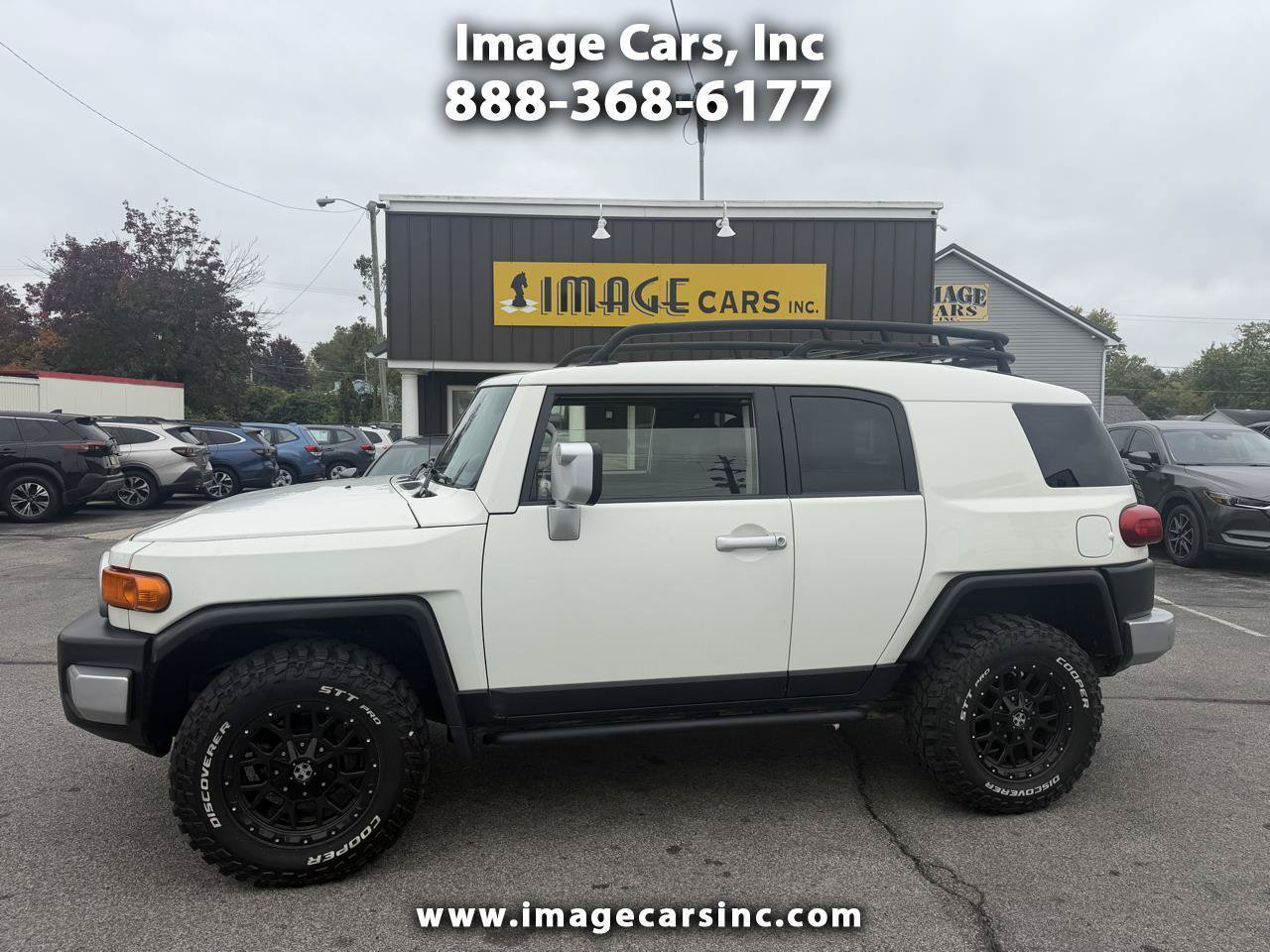 2013 Toyota FJ Cruiser Base