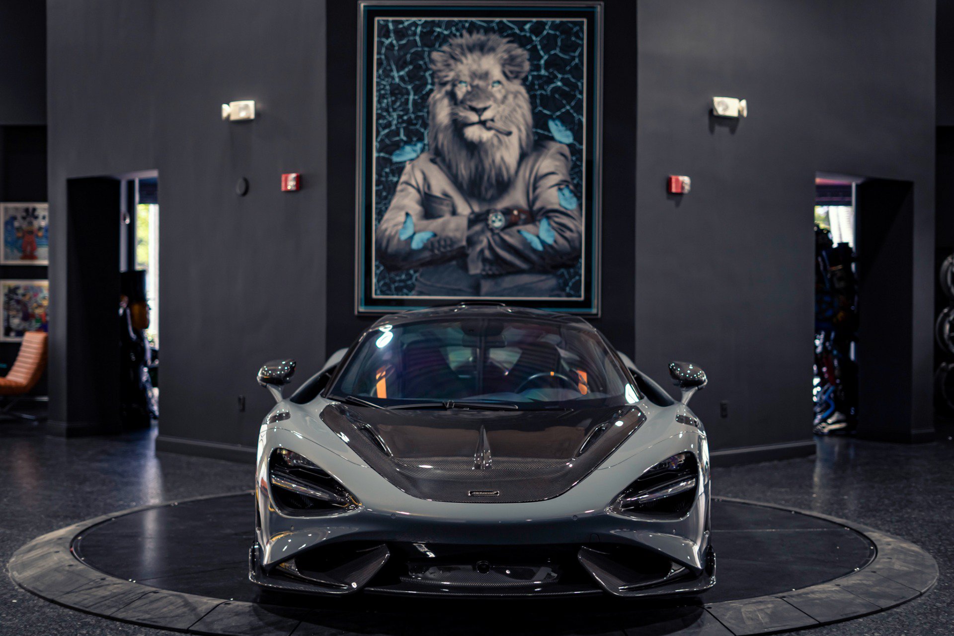 Used 2021 McLaren 765LT photo 50