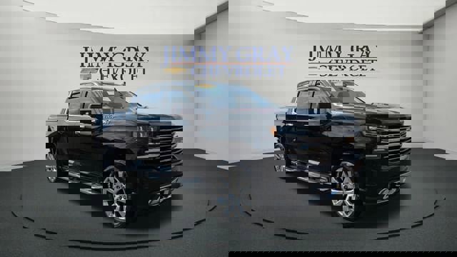 Used 2020 Chevrolet Silverado 1500 High Country w/ Technology Package