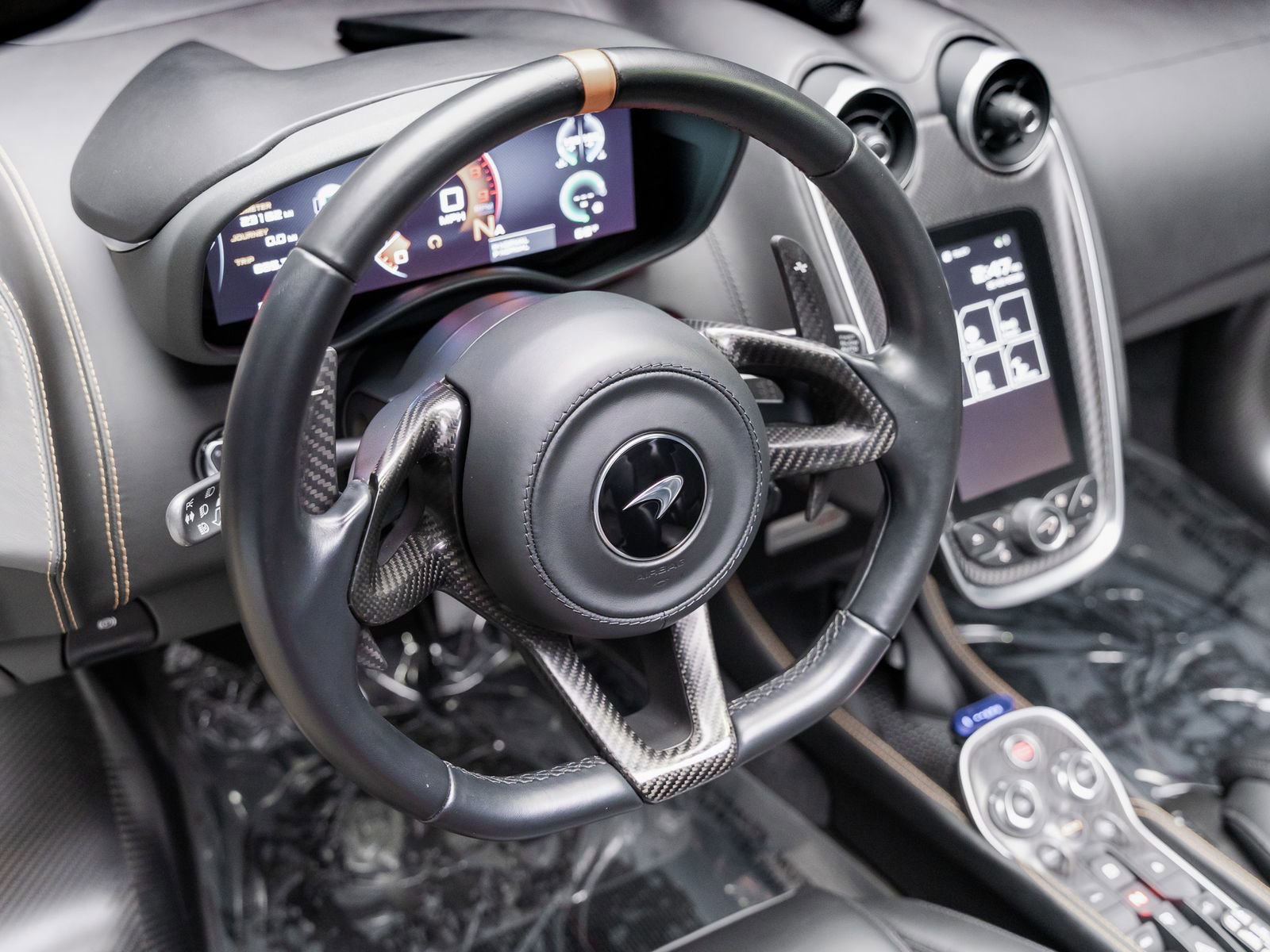 Used 2020 McLaren 600LT Spider photo 8