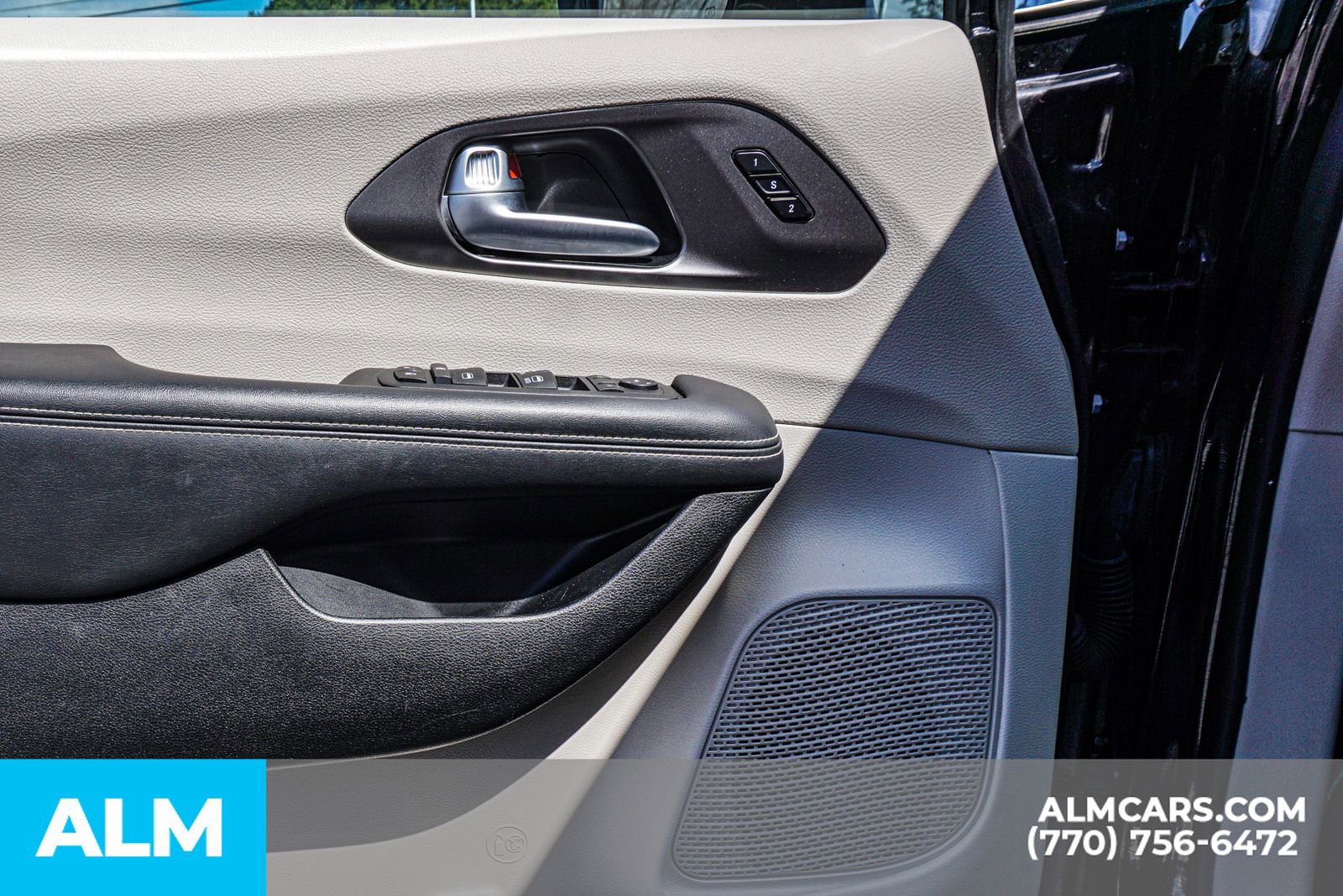 2024 Chrysler Pacifica Touring-L